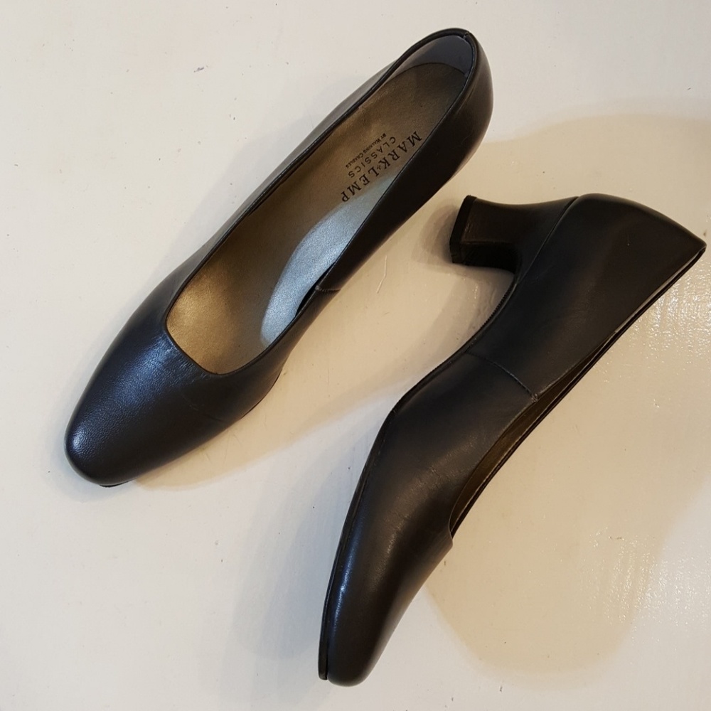 Mark Lemp Classic Pumps size 8 S Narrow Gray